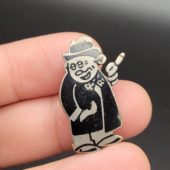 Unsigned Jewelry - Vintage Cartoon Man Pin Brooch REIST RINGT LUCK
